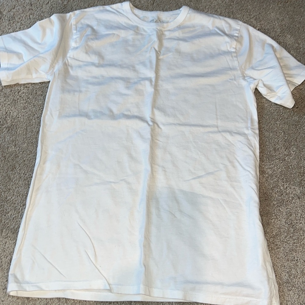 Boy’s Children’s Place white t-shirt